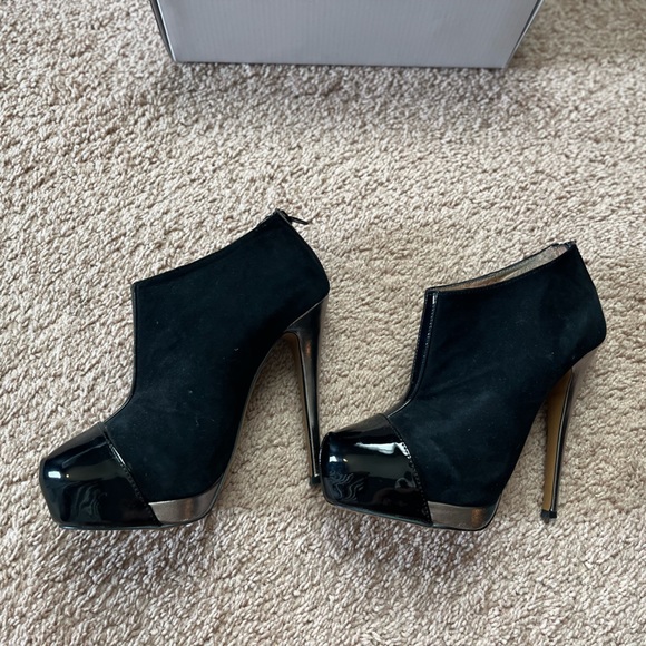 Aldo Suede Black Boots - Picture 3 of 7